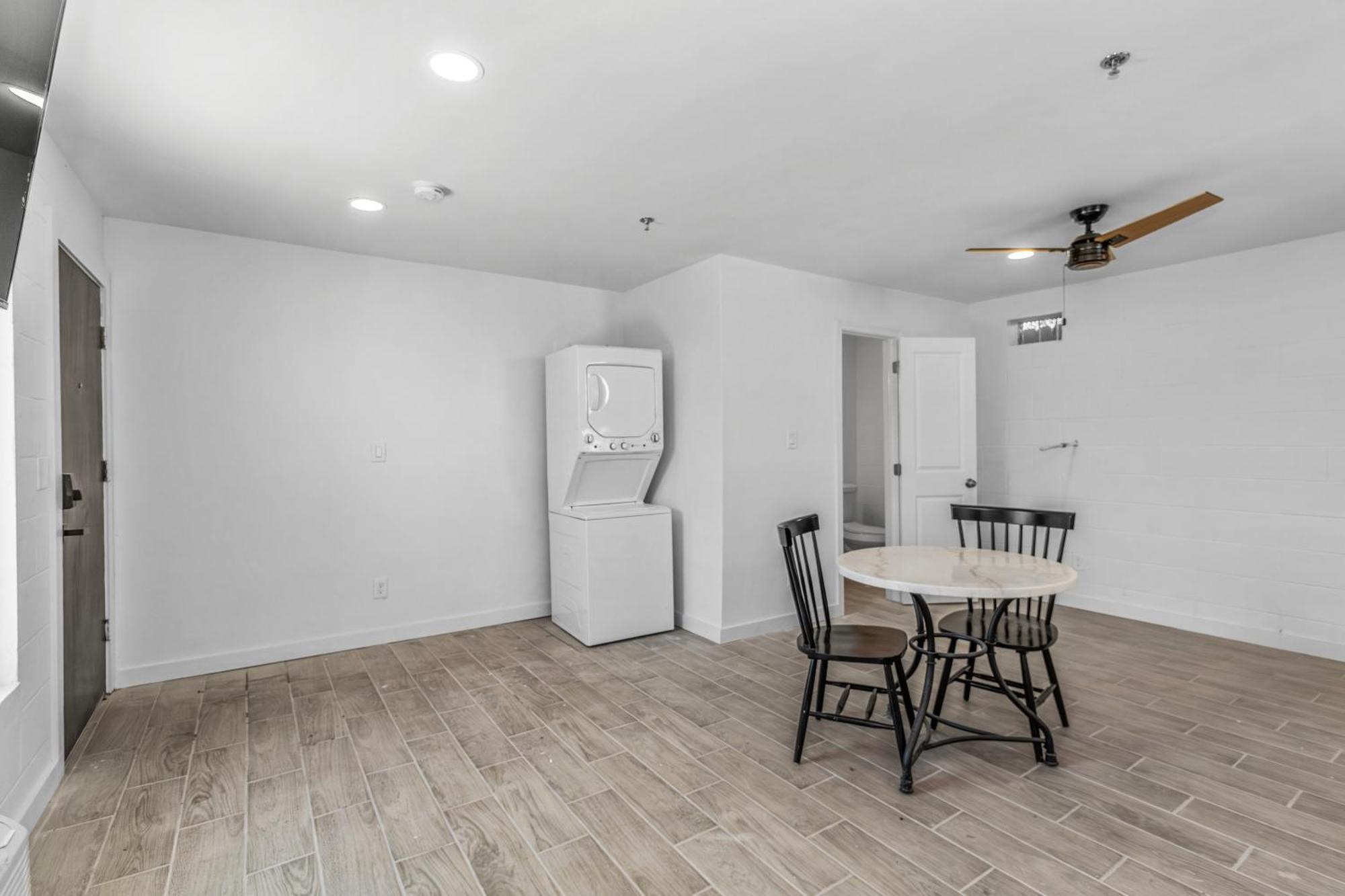 Studios On Fourth McAllen Exterior foto